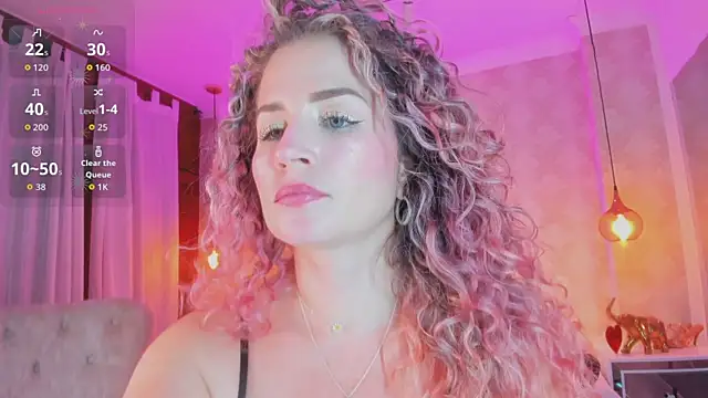 Chat +18 de Shantall__ ao vivo
