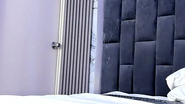 Živý XXX chat light_eyes_
