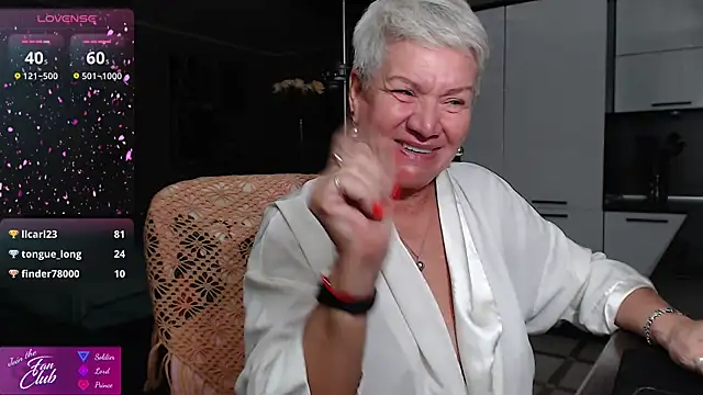Chat XXX ao vivo de roxana_brooks