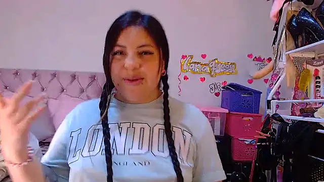 lanaqueen699's Live XXX Chat