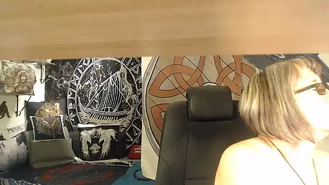 TittenMichelle's Live XXX Chat
