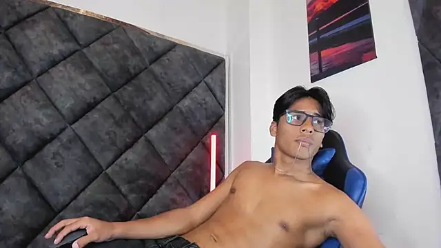 LiamKron Show in webcam