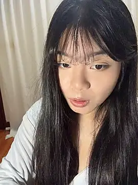 AZ37866 Live XXX-chat