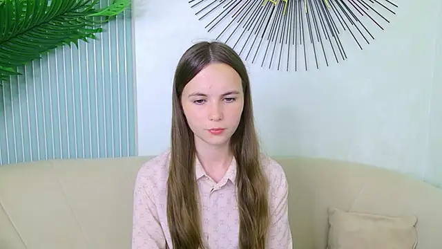 Thalia_Croft: онлайн-секс-чат