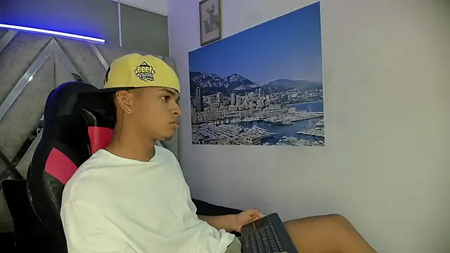 Онлайн чат XXX nova_mitchell7