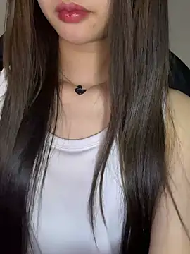 Chat XXX en directo de Yiyina_17