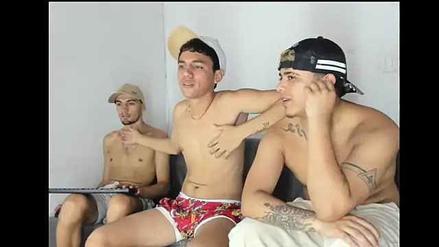 Charlie_Scorpion – Naživo XXX chat