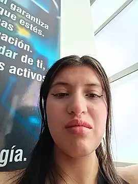Chat XXX ao vivo de SALOME-28_