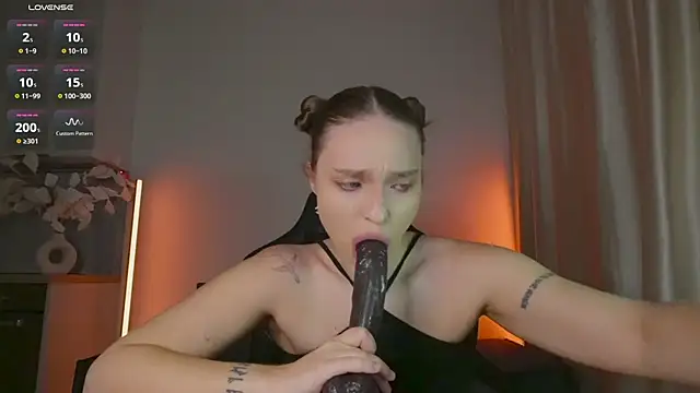 violla_sinzz: онлайн-секс-чат