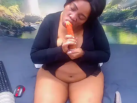 Chatroom XXX en direct de BLACKMILF4U