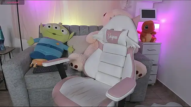 Czat XXX na żywo – _dayana_miler