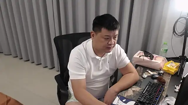 XXX chat uživo modela zhang1118