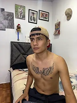 Kael_Nova Adlı Modelin Canlı XXX Sohbeti