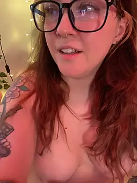 Chat XXX en directo de JennKenobi
