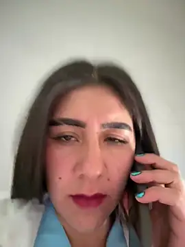 CAROLINE__07 – Naživo XXX chat