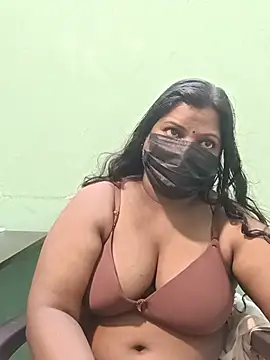 Tamil_Milf Live XXX-Chat