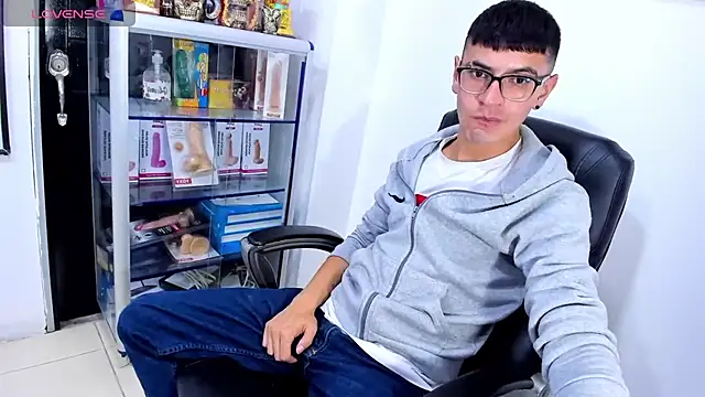 Alexx_bigcockkn Live XXX chat