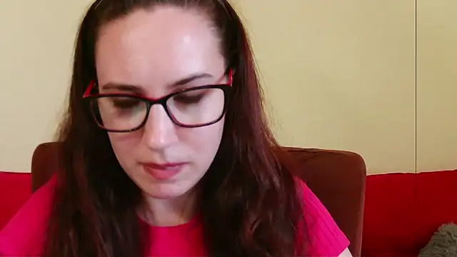 Chat XXX Live EmilyHotAngel