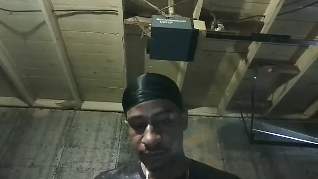 Leo99842's Live XXX Chat