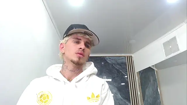 NoahDant Chat XXX in diretta