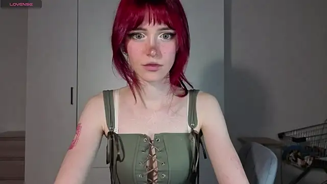 צ'אט XXX בשידור חי של KayleneWesterberg