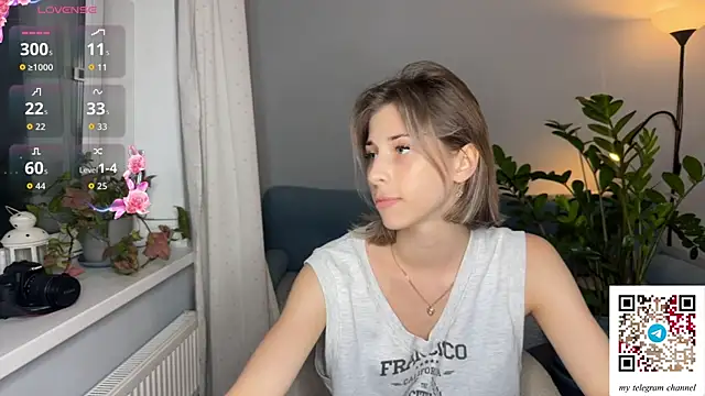 magnificent_Destiny Chat XXX in diretta