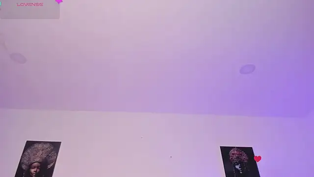 SaradaParkerのライブXXXチャット