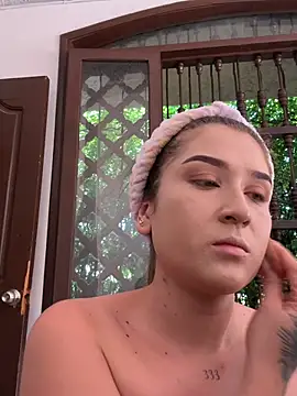 IsabelleMilan Live XXX Chat