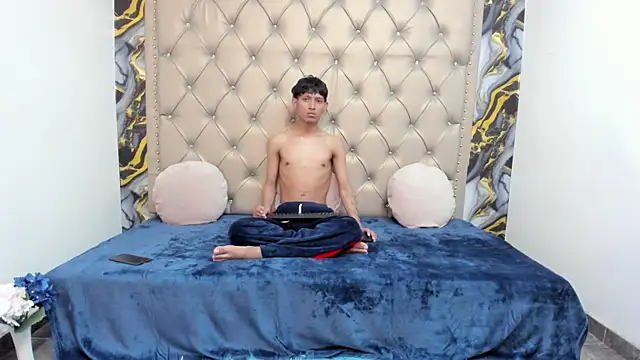 Chat XXX en directo de Charly_Smith1