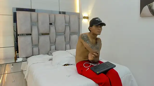Chatroom XXX en direct de Ruslan_marcel