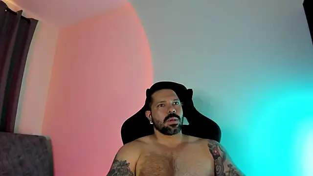Chat +18 de Pierre_Vidal ao vivo