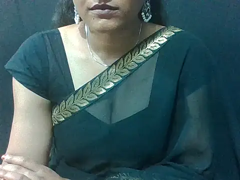 Chat XXX ao vivo de Thilothama_Vaishu