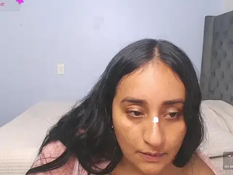 Lunha88's Live XXX Chat