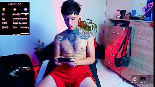 Chatroom XXX en direct de 7_Saturno_7