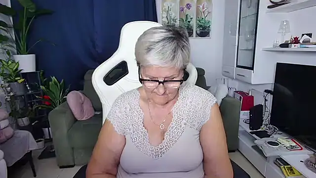 Selenna57 Live XXX-Chat