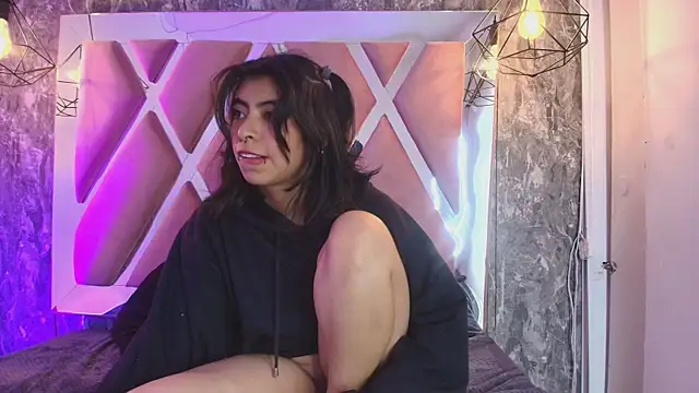 Chat +18 de _Angel_dustt ao vivo
