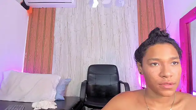 Aratnzacute Live XXX-Chat
