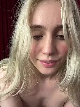 LovelyMiu Chat XXX in diretta