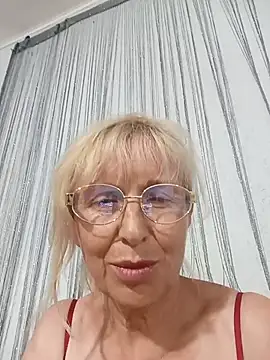 TrinaAdair's Live XXX Chat