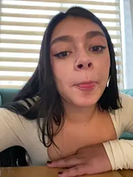 Lummii_ XXX чат на живо