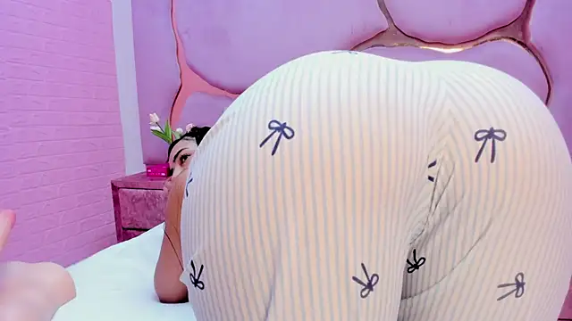 โชว์เว็บแคมของ LaurendPink