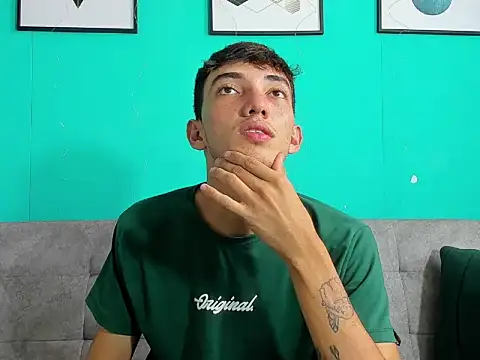 MaikolOrtizz Chat XXX live