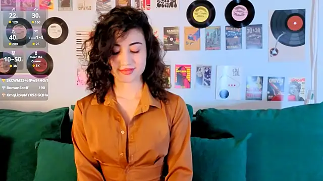 Maya_Rogerss Chat XXX in diretta