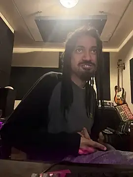 Chat +18 de FavelaDaddyCum ao vivo