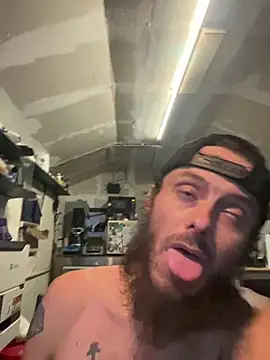 CloudDadddyyy Show in webcam
