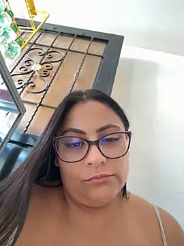 Chat +18 de Angie_e ao vivo