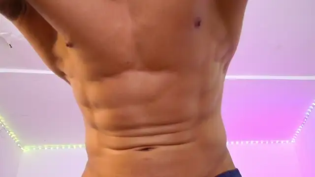 Adonys_Lewis_: απευθείας συνομιλία ΧΧΧ