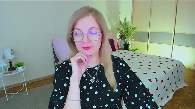 Chatroom XXX en direct de YourUniverser
