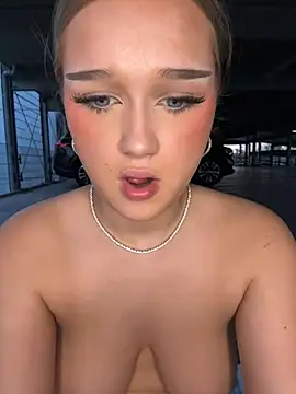 Hannah-2007 – Live XXX-chat