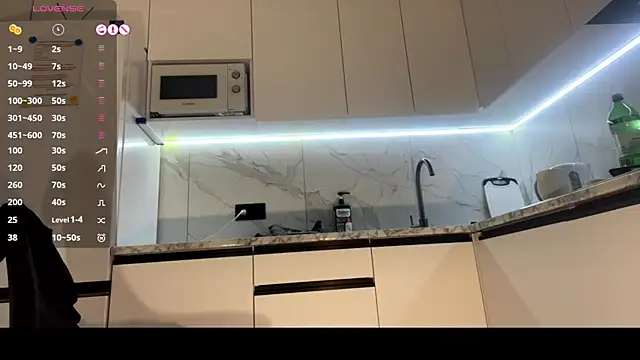 Marina-'s Live XXX Chat